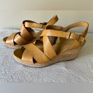 Franco Sarto mustard yellow leather in size 9 1/2